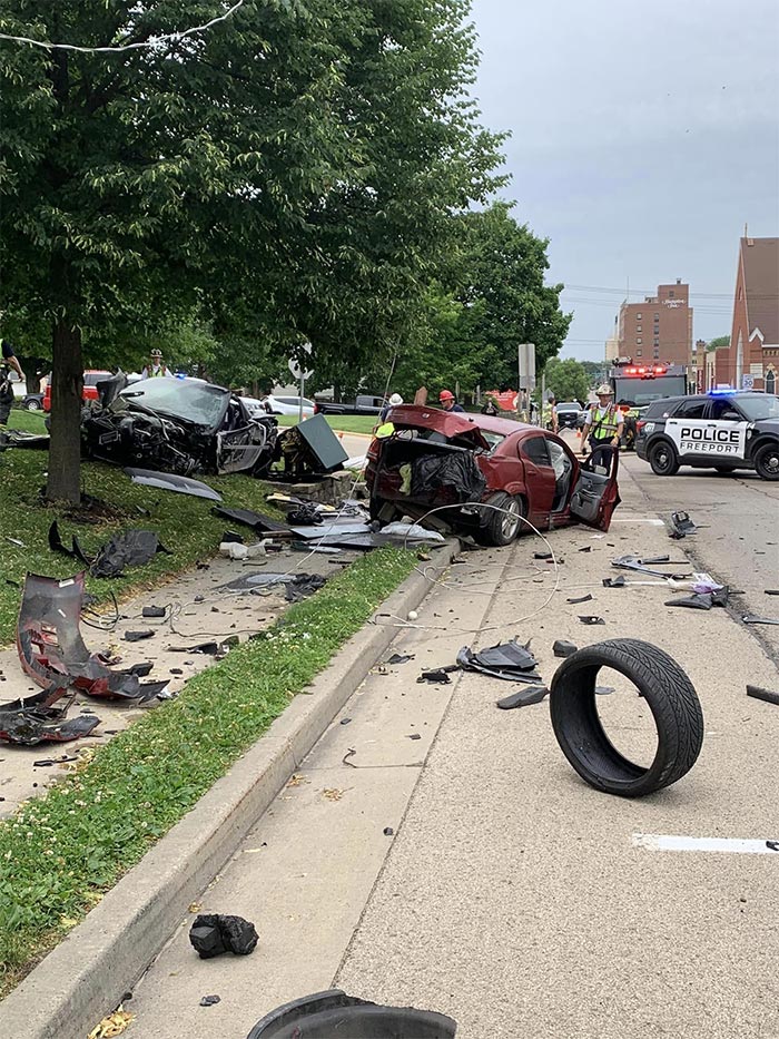 [ACCIDENT] C6 Corvette and a Dodge Charger Get Tangled Up in Illinois