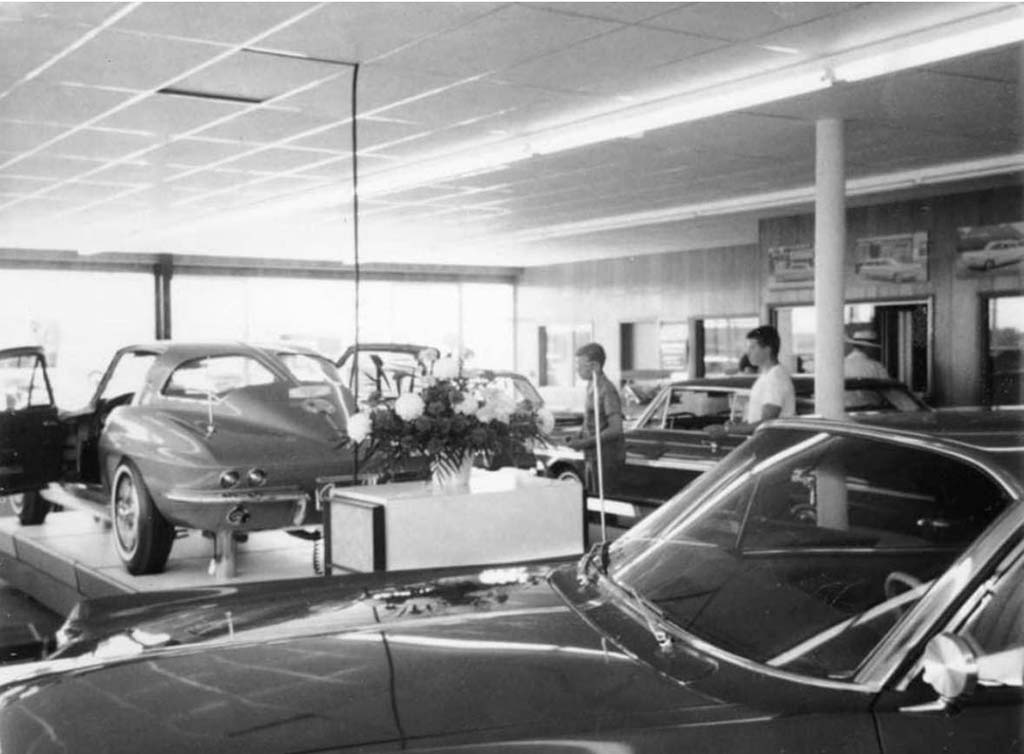 Corvette Deliveries with Mike Furman