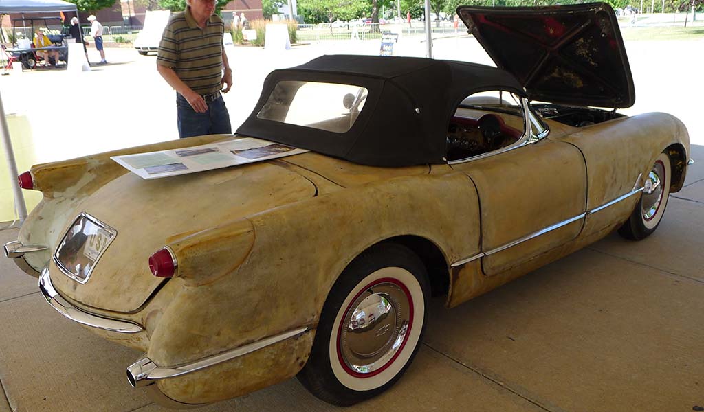 [VIDEO] 1953 Corvette VIN 001 Presentation at Bloomington Gold ...