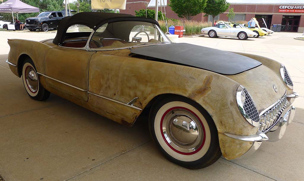 [VIDEO] 1953 Corvette VIN 001 Presentation at Bloomington Gold ...
