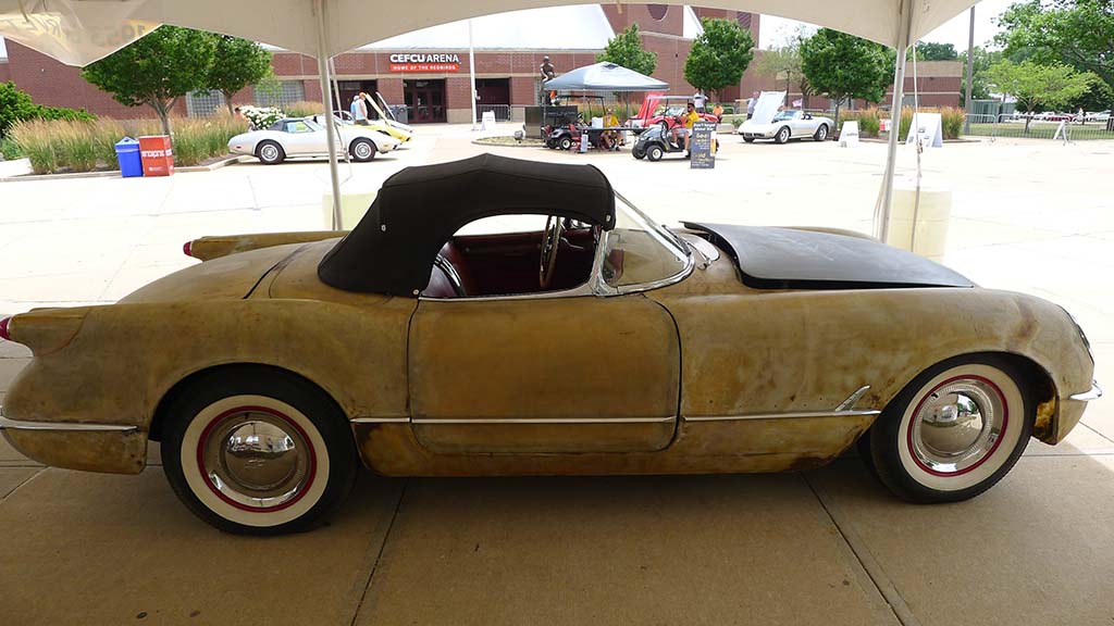 [VIDEO] 1953 Corvette VIN 001 Presentation at Bloomington Gold ...