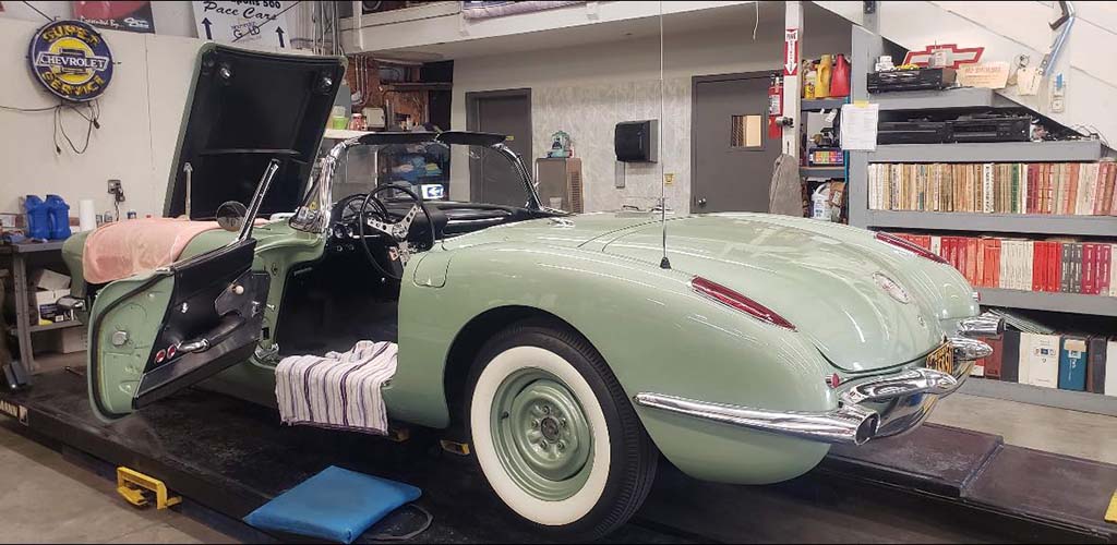 Corvette Deliveries with Mike Furman