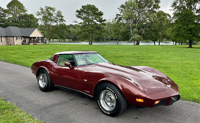 Corvettes for Sale: Lady's One-Owner 1978 Corvette with 26K Miles