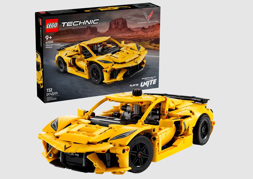 New Lego Corvette Stingray Will Begin Shipping on March 1st