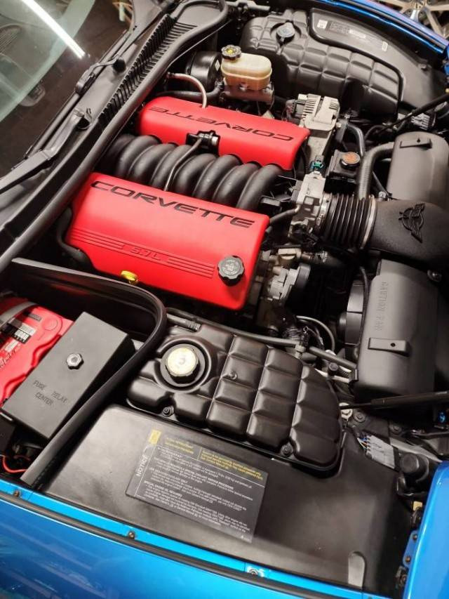 Corvettes for Sale: Nassau Blue 2000 Corvette on Craigslist for $21K
