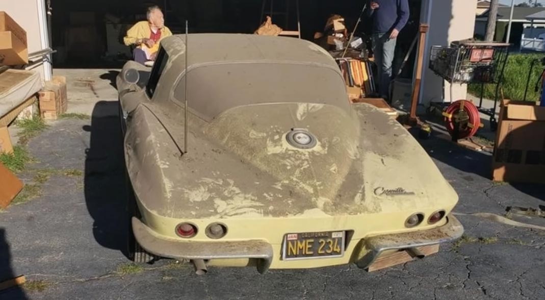 [VIDEO] Getting a 1965 Corvette Back on the Road After 45 Years of Storage