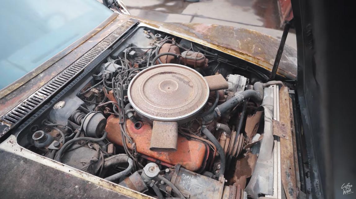 [VIDEO] Dennis Collins Brings Home an Abandoned 1971 Corvette with an LS5 454 ci V8