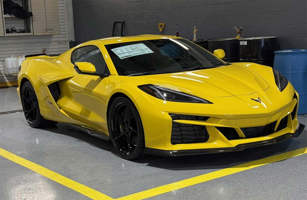 Chevrolet Raises Corvette Delivery Fee by $200 to $1,895