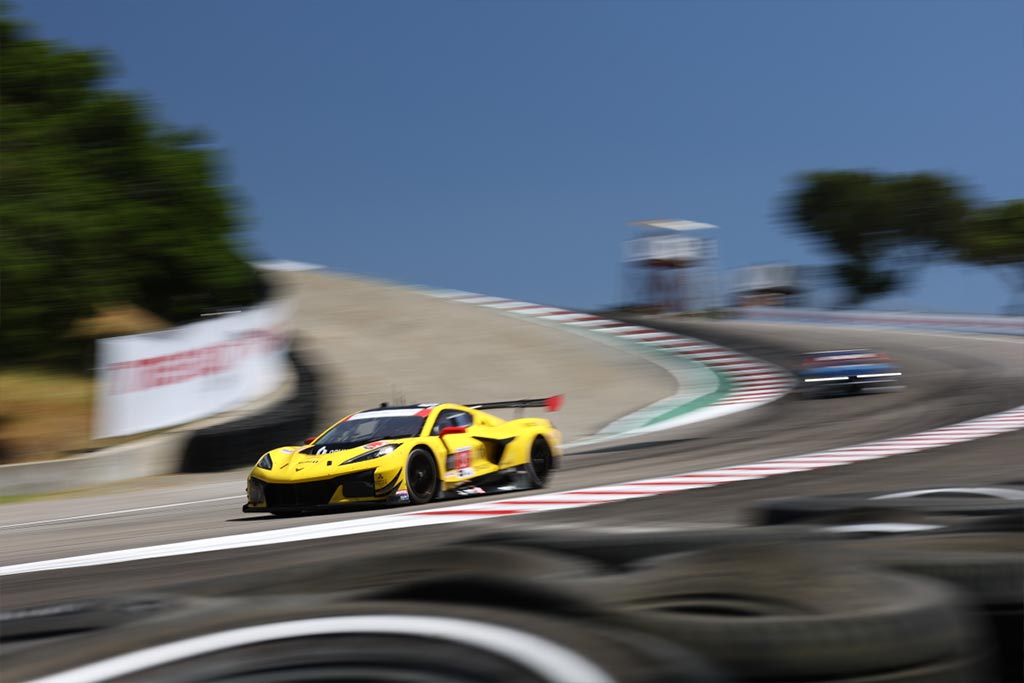 Corvette Racing at Laguna Seca: Podium for Garcia, Sims