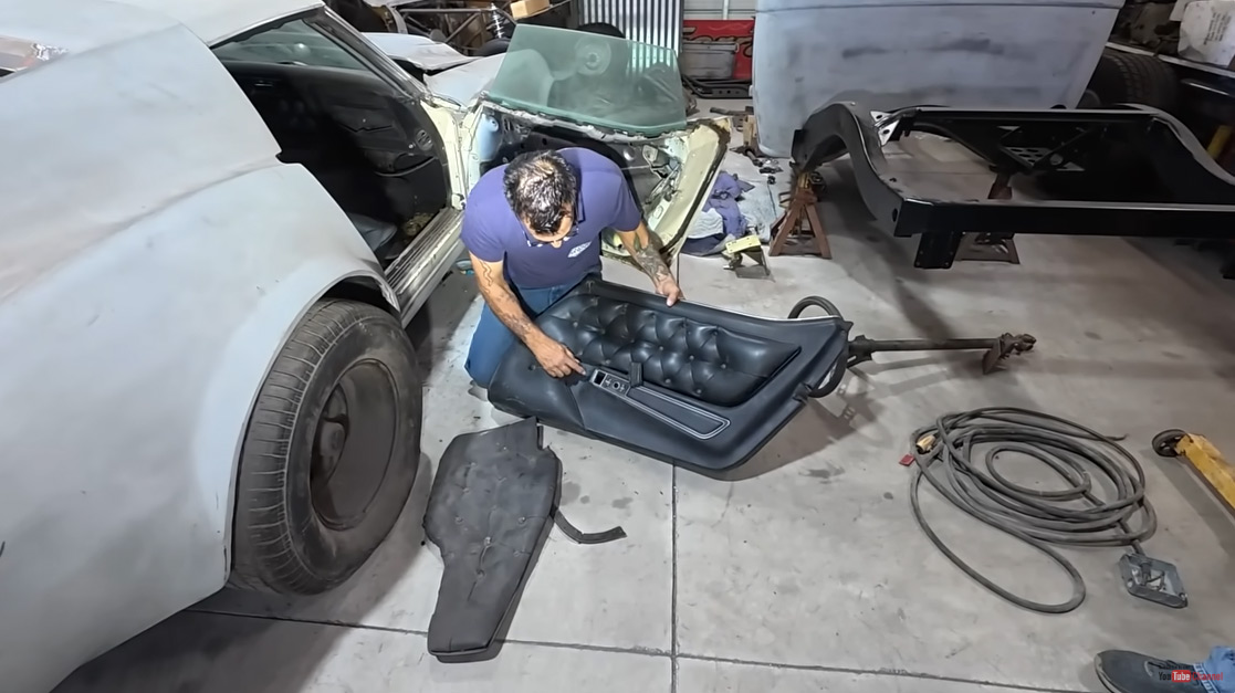 [VIDEO] One of Three 1969 Motion Manta Rays Missing for 50 Years Found in a Florida Trailer Park