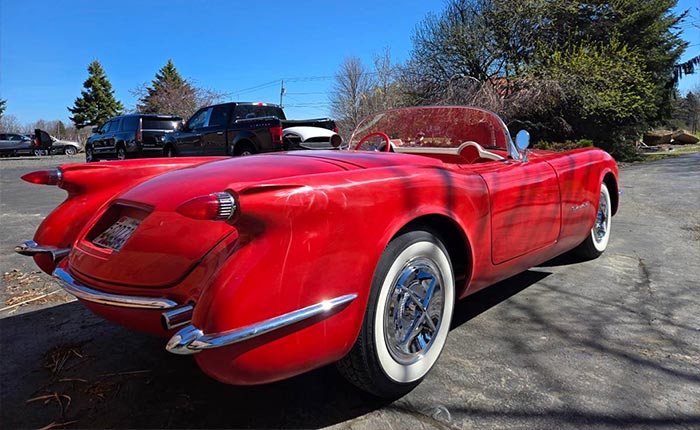 Corvettes for Sale: 'Tribute' 1953 Corvette with 350-HP Crate Motor on Craigslist