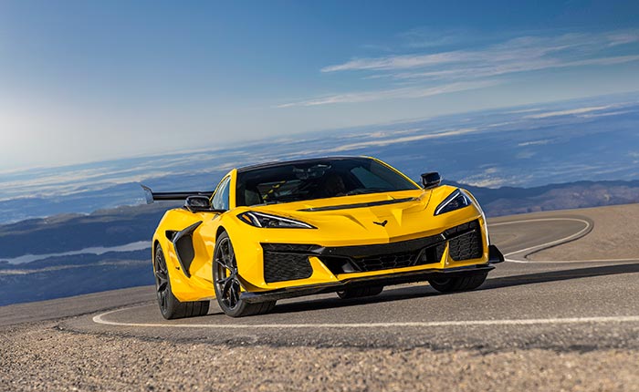 Corvette ZR1 border=