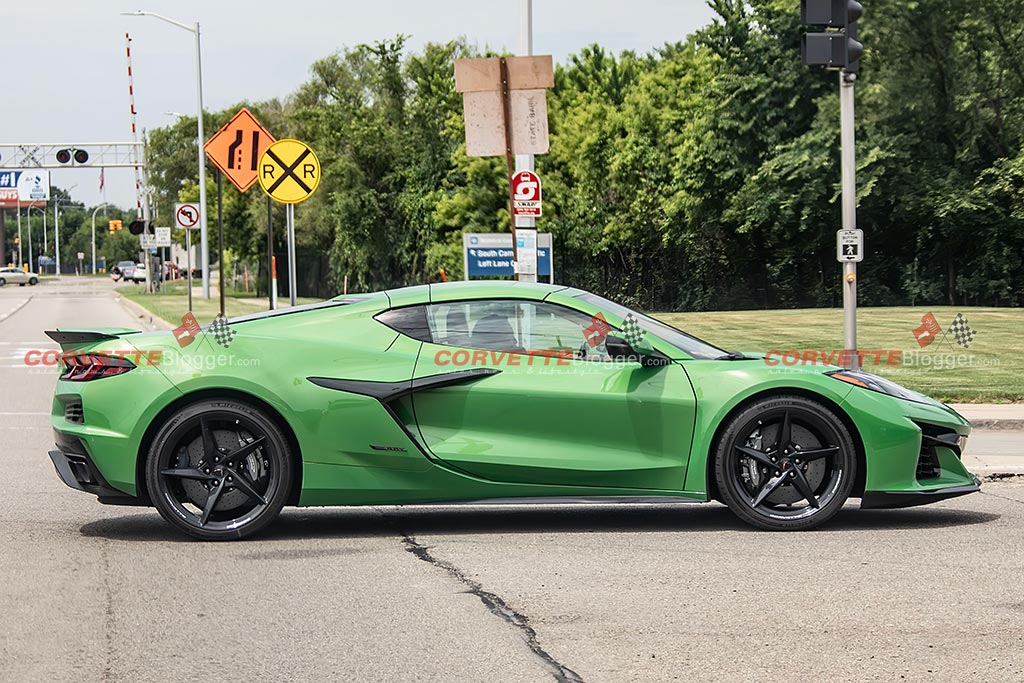 Roswell Green Corvette Z06