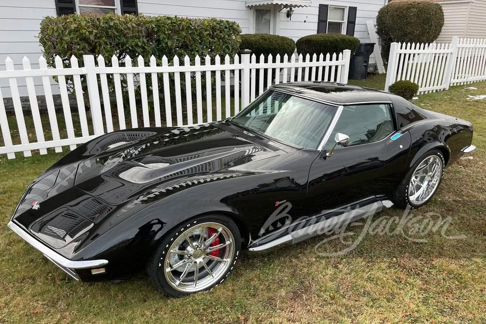 [VIDEO] 1968 Corvette Restomod Sells for $380K at Barrett-Jackson Scottsdale