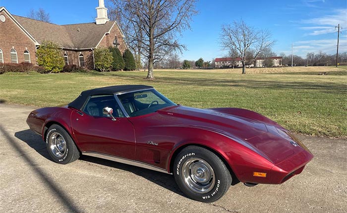 Corvettes for Sale: 53K-Mile 1974 Corvette with a 454/270 V8 on Craigslist