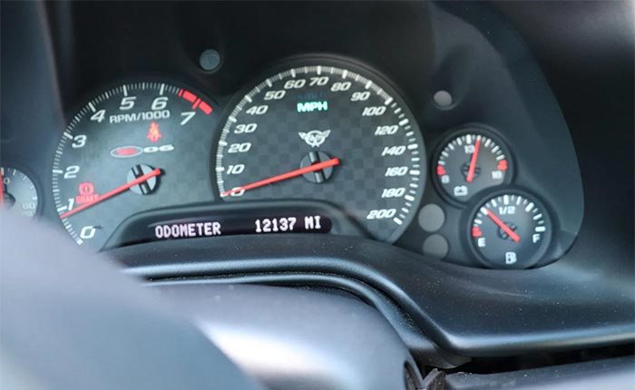 Corvettes à vendre: 12k-mile 2004 Corvette Z06 Édition commémorative sur Bring a Trailer 