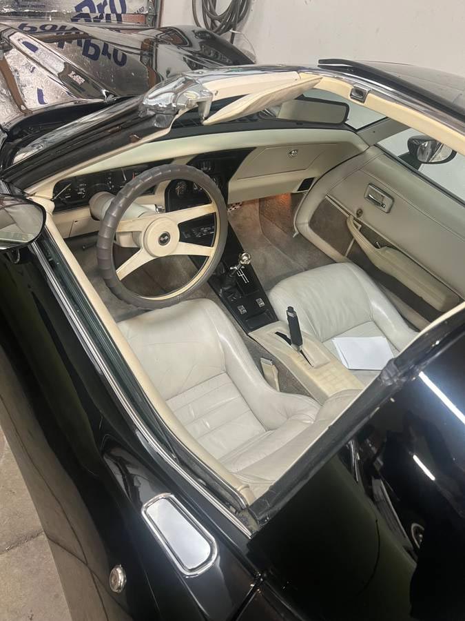 Corvettes for Sale: Black 1979 Corvette with an L82 and 4-Speed Manual Transmission