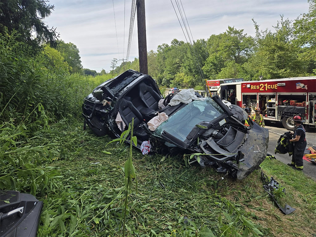 [ACCIDENT] C7 Corvette Involved in Rollover After Driver Suffers a Medical Emergency