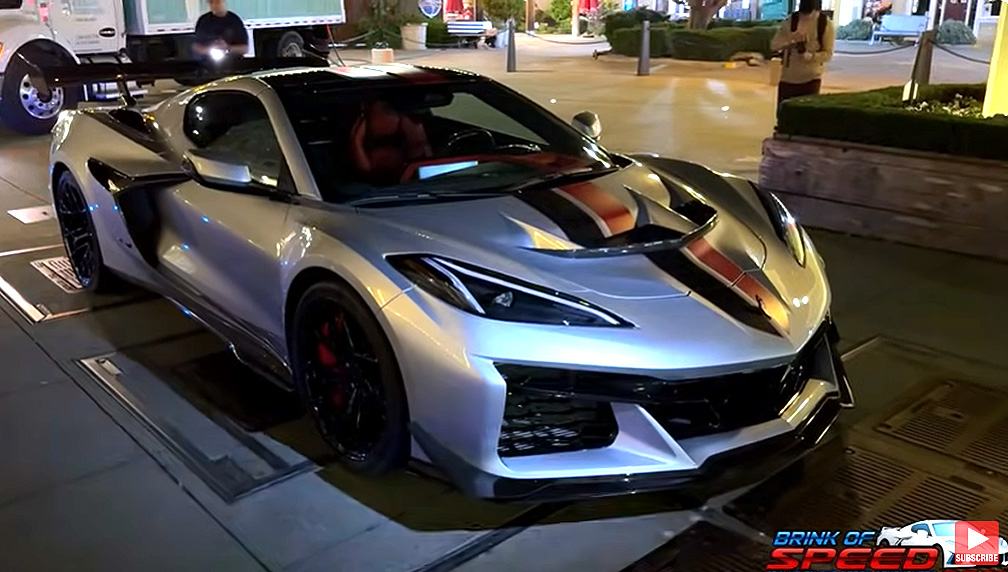 [VIDEO] First Look at the 2026 Corvette ZR1 with the Asymmetrical Interior