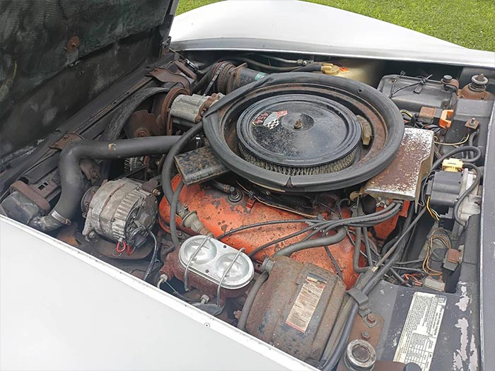 Corvettes for Sale: 1974 Corvette with 454/270 V8 Has an Interesting Color Combo Few Have Seen