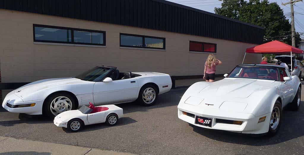 [PICS] Corvettes Galore at the 30th Anniversary Woodward Dream Cruise