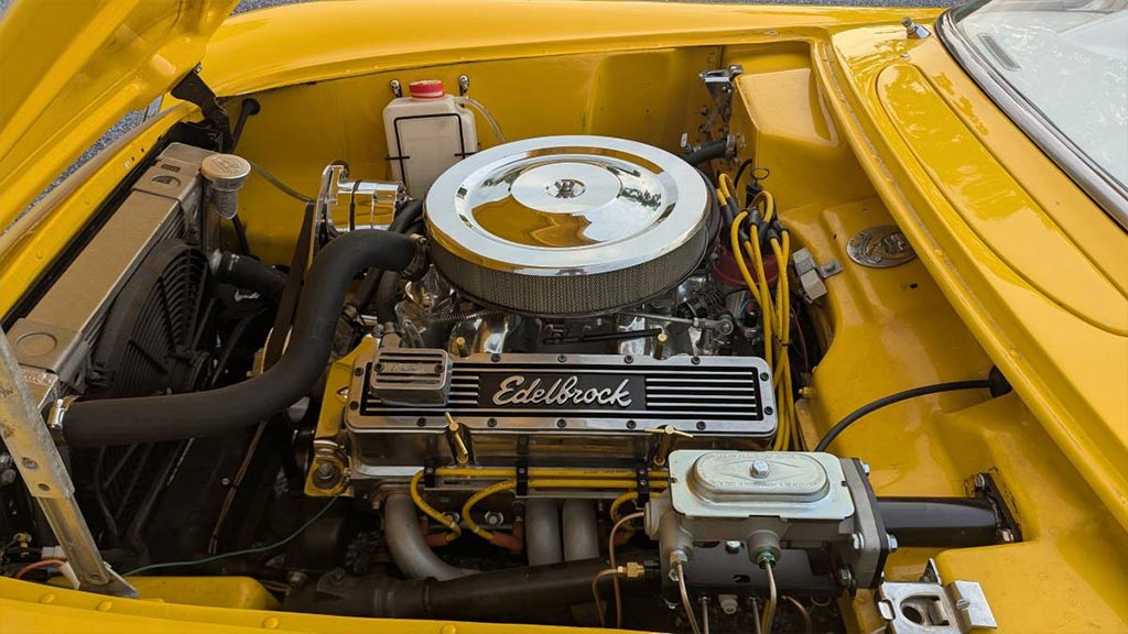 Corvettes à vendre: «Cool» 1954 Corvette avec 350/375 HP V8