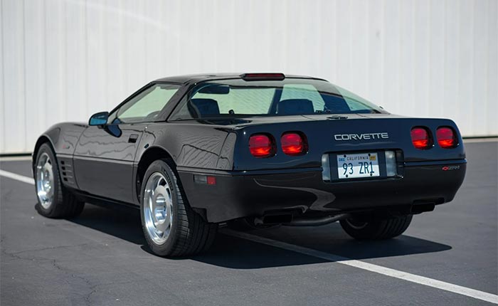 Corvettes for Sale: 2,400-Mile 1993 Corvette ZR1 Offered on Bring a Trailer