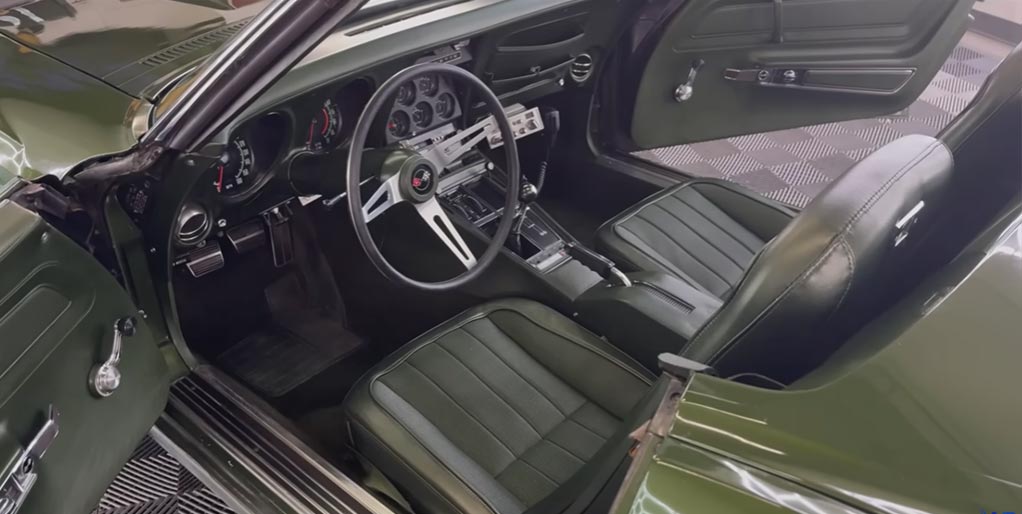[VIDEO] WD Detailing Cleans this 1970 Corvette That Hasn't Been Washed in 40 Years
