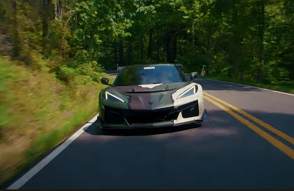 [VIDEO] 2025 Corvette ZR1 Goes Full Send on Tail of the Dragon