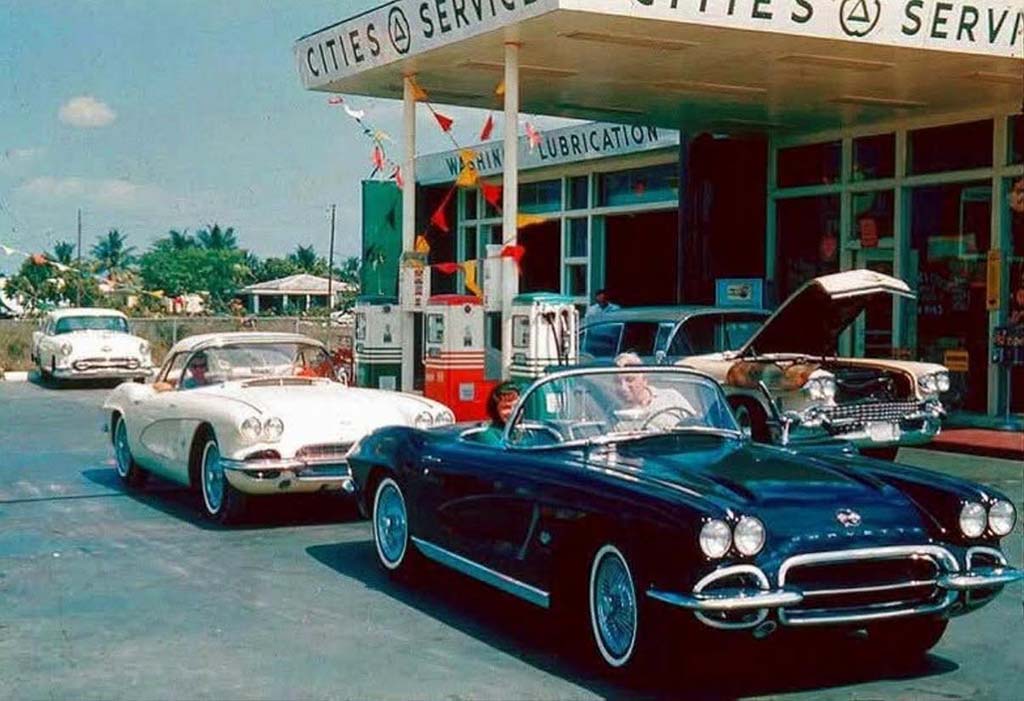 Corvette Deliveries with Mike Furman