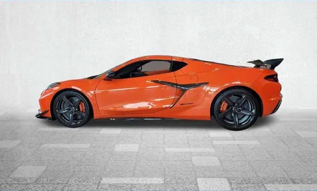 Bold Strategy: This 2025 Corvette Z06 is Optioned Well into ZR1 Territory