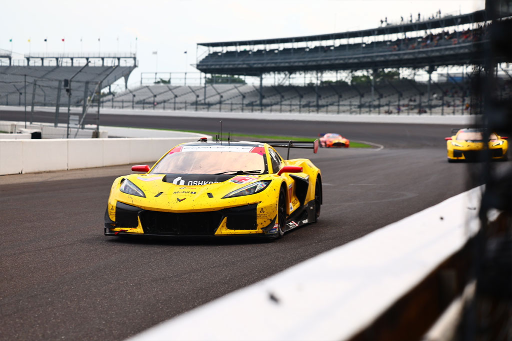 Corvette Racing at Indy: On To Title Fight in Atlanta - Corvette: Sales ...