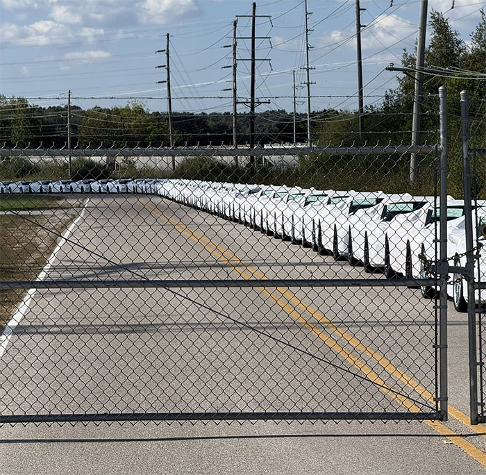 [PICS] Overflow Parking at the Corvette Assembly Plant