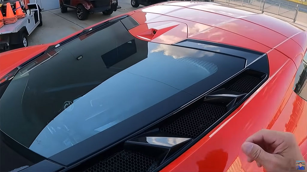 [VIDEO] GM Cancels this Feature on C8 Corvette Coupes for 2026