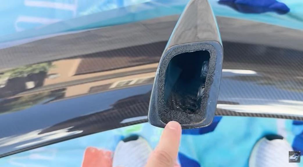 [VIDEO] Potential Issue? Paint Chips Caused by Downforce on the C8 ZR1 High Wing
