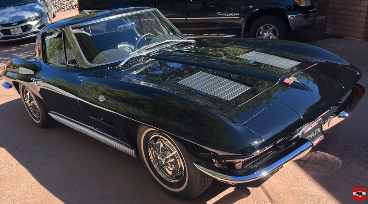 [VIDEO] Former Radio Man Owned this 1963 Split Window for 40 Years, Just Had it Repainted in its Original Tuxedo Black