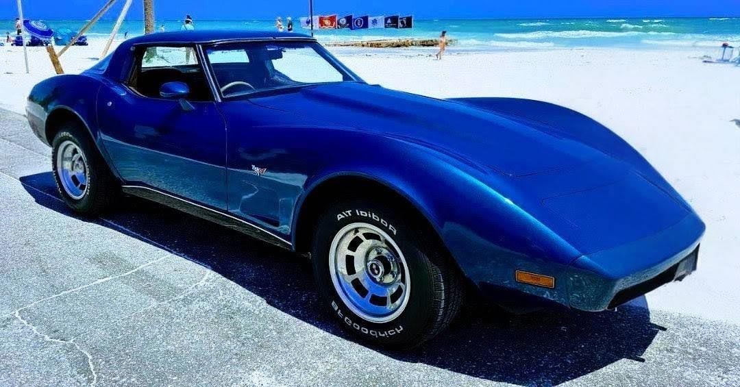 Corvettes for Sale: This 1978 Corvette with a 4-Speed Manual is Offered on Craigslist