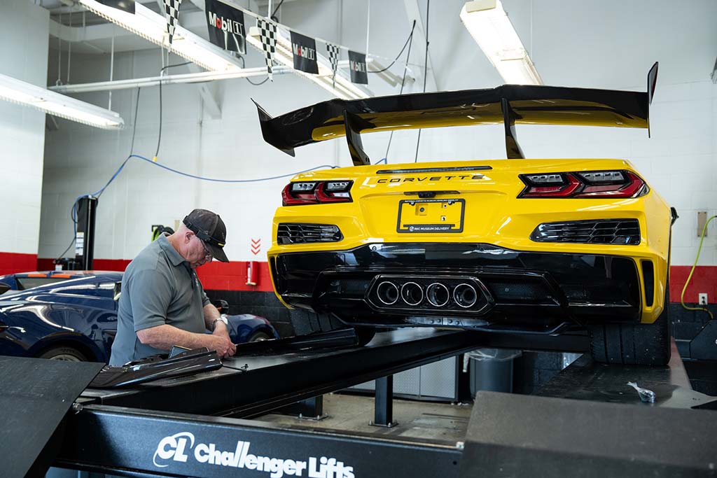 Josef Newgarden's 2026 Corvette ZR1 R8C Delivery