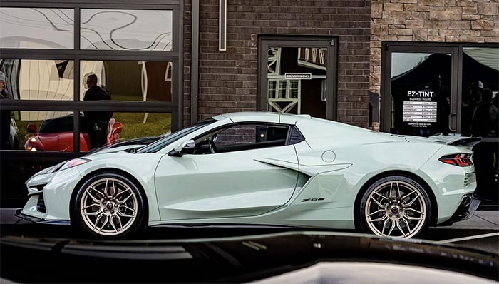 Save 10% and Get Free Shipping on these C7 and C8 Floating Center Wheel Caps