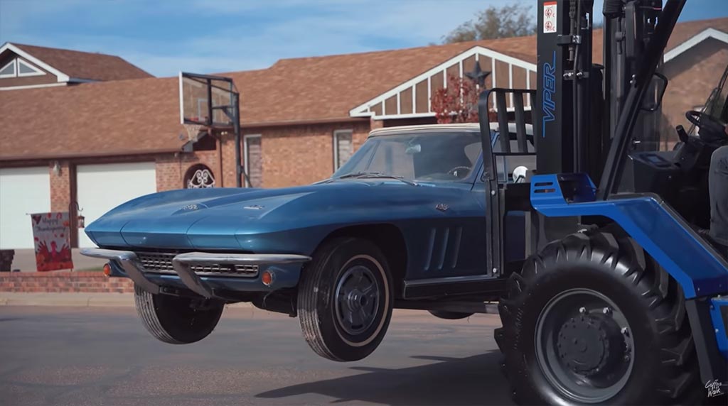 [VIDEO] Dennis Collins Pulls a Midyear Corvette and Seven Other Classics from a Kansas Barn