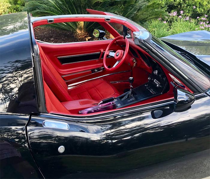 Corvettes for Sale: Lady-Owned 1977 Corvette with an L82 and 4-Speed Manual Offered on Craigslist