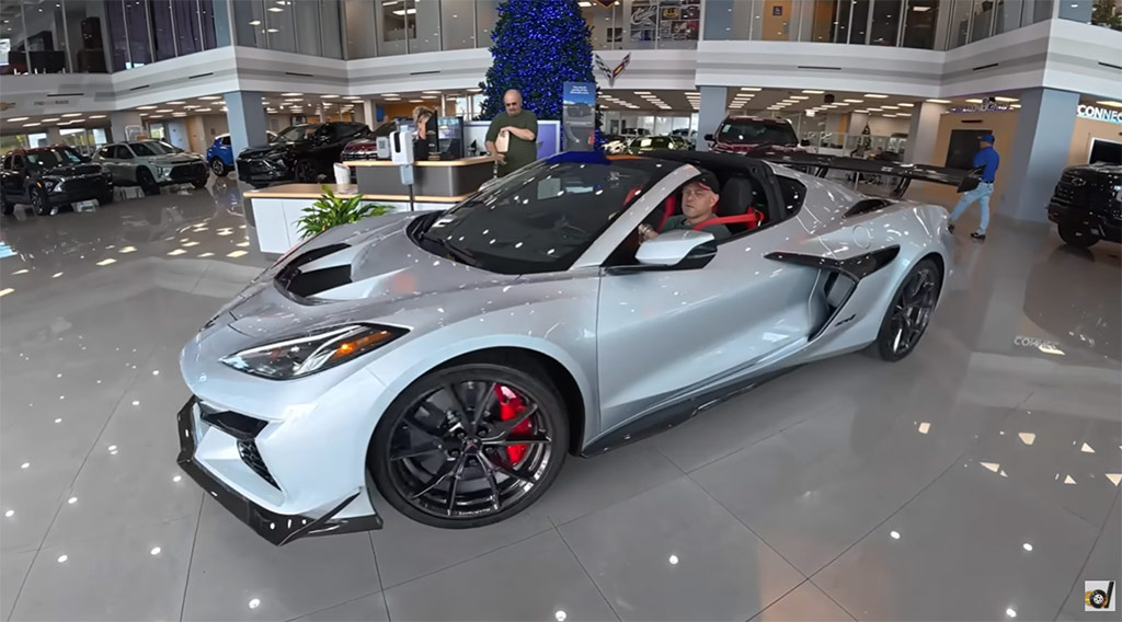 [VIDEO] Brooks from DragTimes Takes Delivery of His 2026 Corvette ZR1