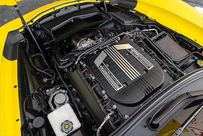 Corvettes for Sale: 3,300-Mile 2016 Chevrolet Corvette Z06 Coupe C7.R Edition