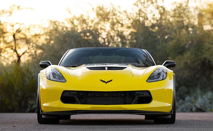 Corvettes for Sale: 3,300-Mile 2016 Chevrolet Corvette Z06 Coupe C7.R Edition