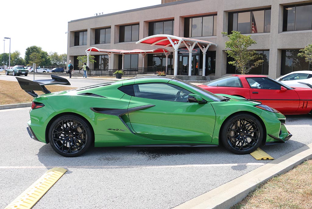 Chevrolet ZR1X Gets a $2,200 Price Increase and a $2,600 Gas Guzzler Tax