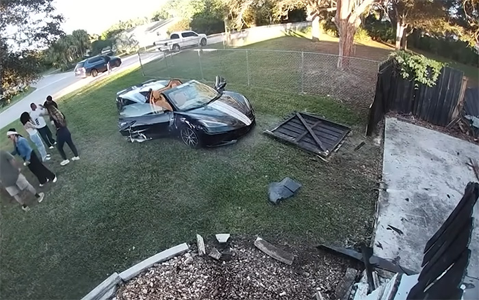 [ACCIDENT] C8 Corvette HTC Crashes into a House on Christmas Eve