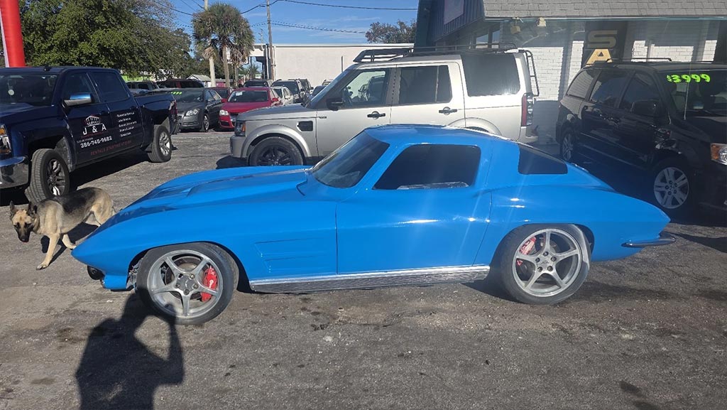 Cheaply Priced Customized 1963 Corvette Split Window