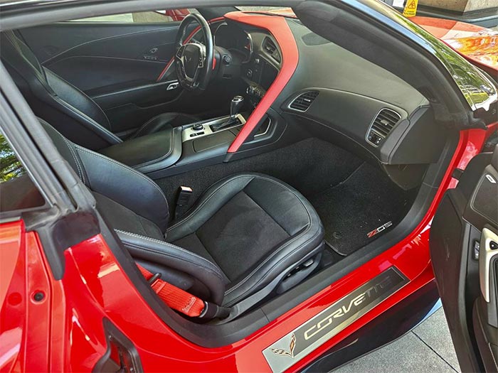 Corvettes for Sale: 96K-Mile 2015 Corvette Z06 Offered for $51K on Craigslist