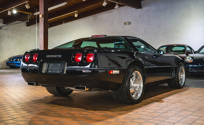 Corvettes for Sale: 38K-Mile 1990 Corvette ZR1 on Bring a Trailer