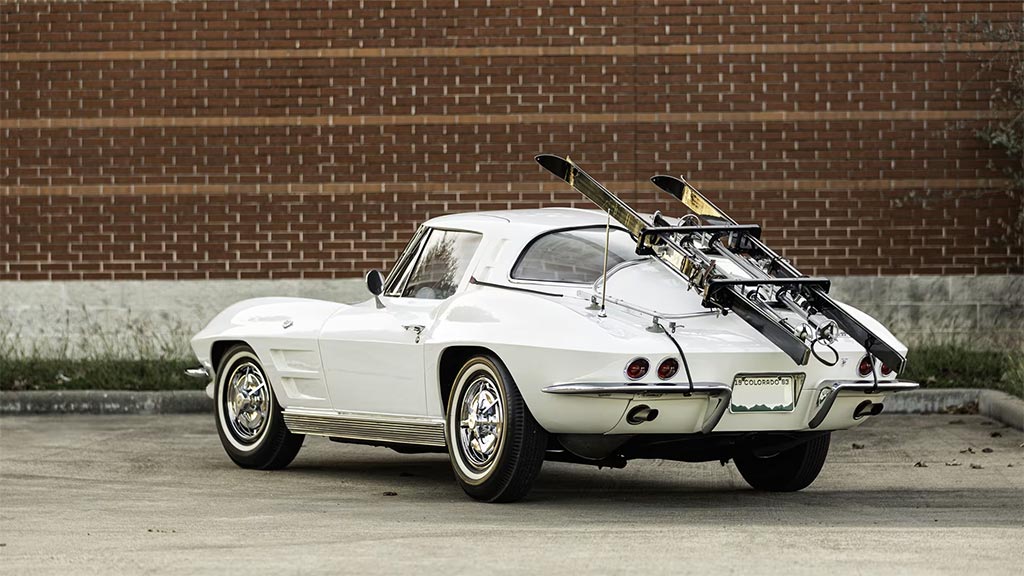 Corvettes for Sale: 1963 Corvette Split Window Hertz Rental 'Ski Vette' at Mecum Kissimmee